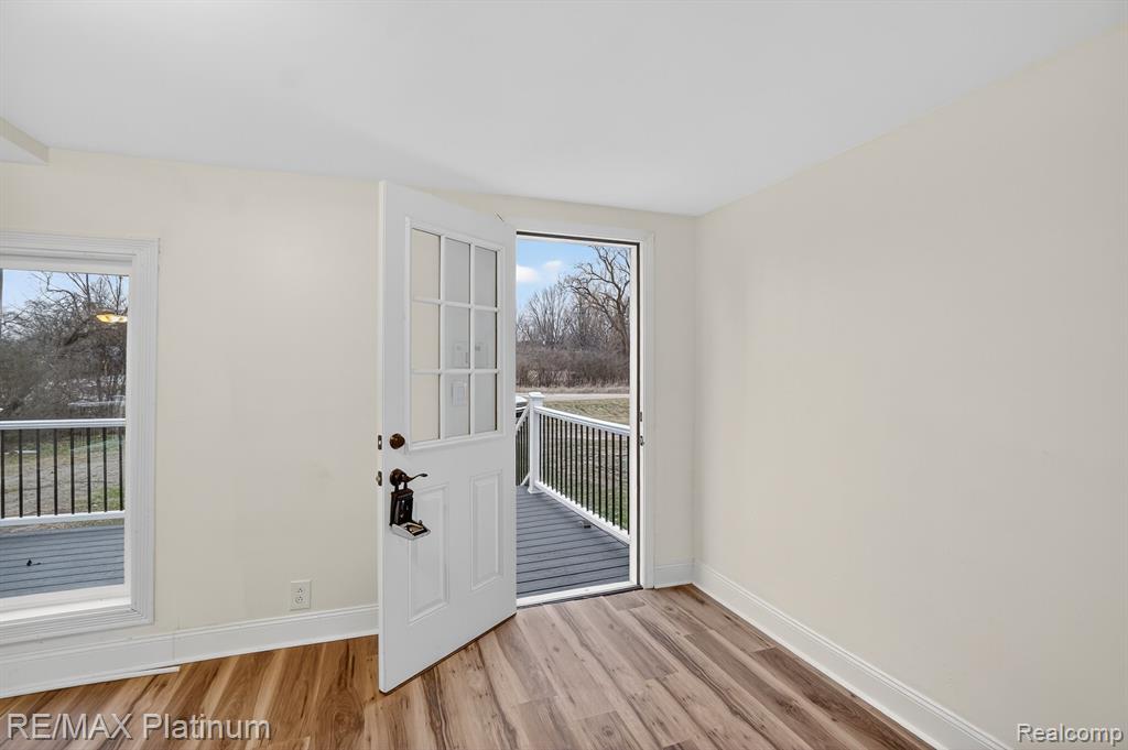 15313 Livermore Road Pinckney, MI 48169 - Photo 3 of 12