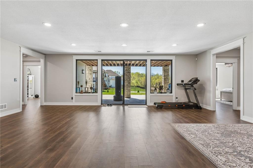 5123 Northwest 47th Street Riverside, MO 64150 - Photo 37 of 65