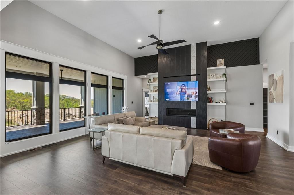 5123 Northwest 47th Street Riverside, MO 64150 - Photo 7 of 65