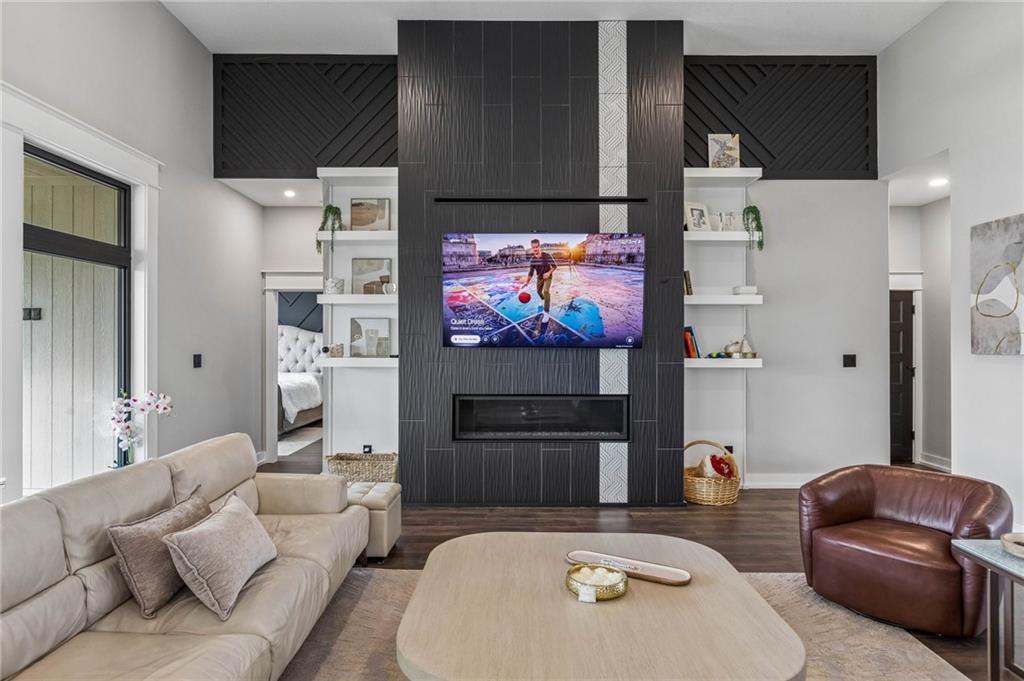 5123 Northwest 47th Street Riverside, MO 64150 - Photo 8 of 65