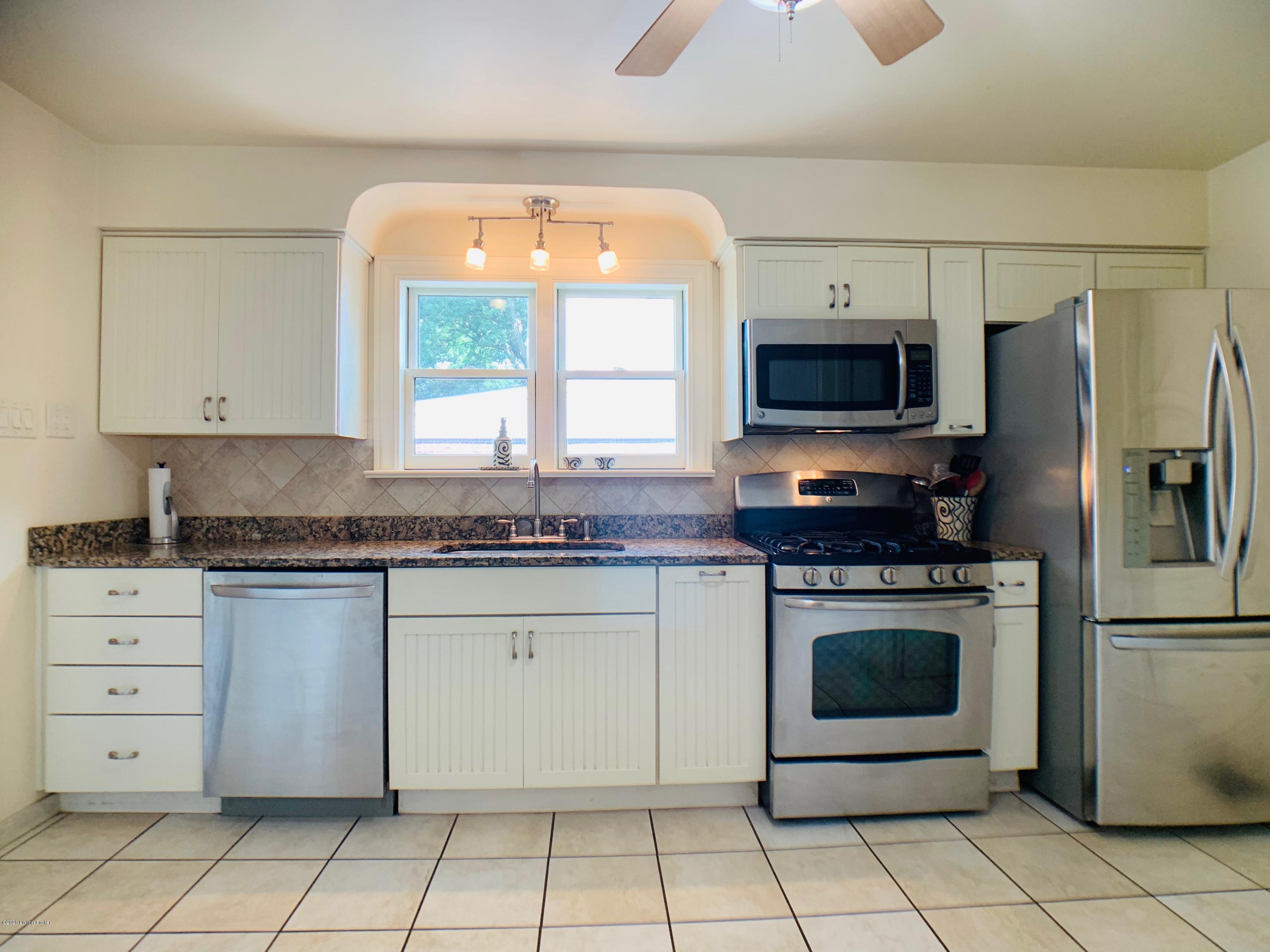 3214 Chickadee Road Louisville, KY 40213 - Photo 13 of 61 Updated Kitchen with new cabinets and granite counter tops