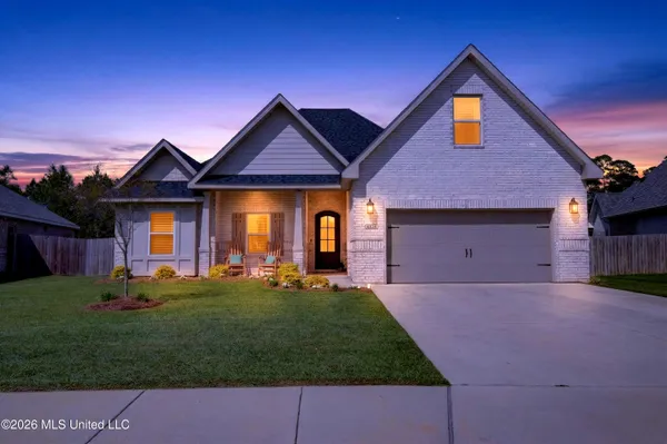 $499,000 | 6816 Enclave Lane, Ocean Springs, MS 39564