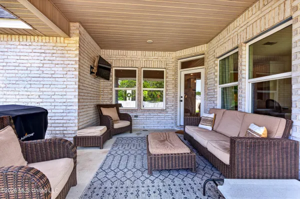 $499,000 | 6816 Enclave Lane, Ocean Springs, MS 39564
