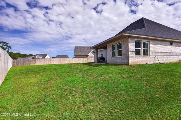 $499,000 | 6816 Enclave Lane, Ocean Springs, MS 39564
