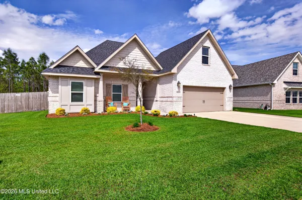 $499,000 | 6816 Enclave Lane, Ocean Springs, MS 39564