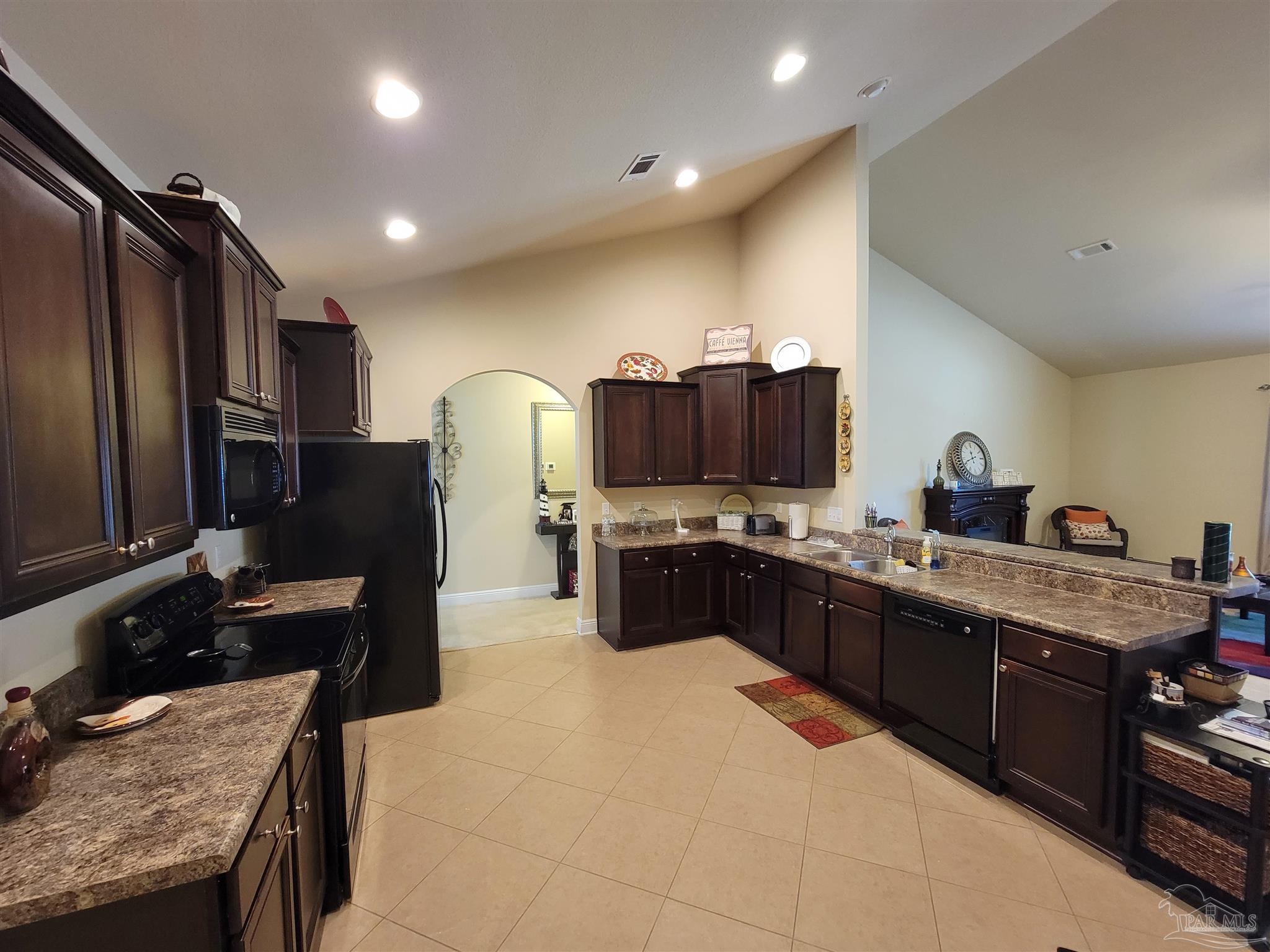 5955 Rustic Ridge Circle Milton, FL 32570 - Photo 3 of 19 Gallery Image 3