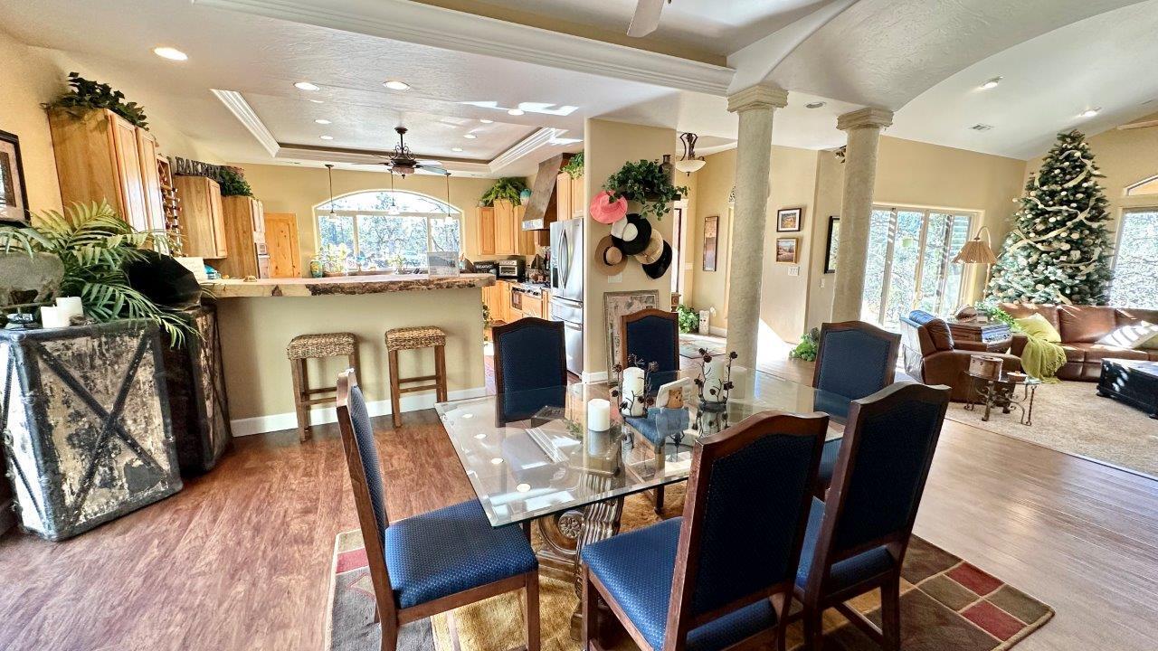 253 Rocky Road Trail, OR 97541 - Photo 12 of 67 Dining Room