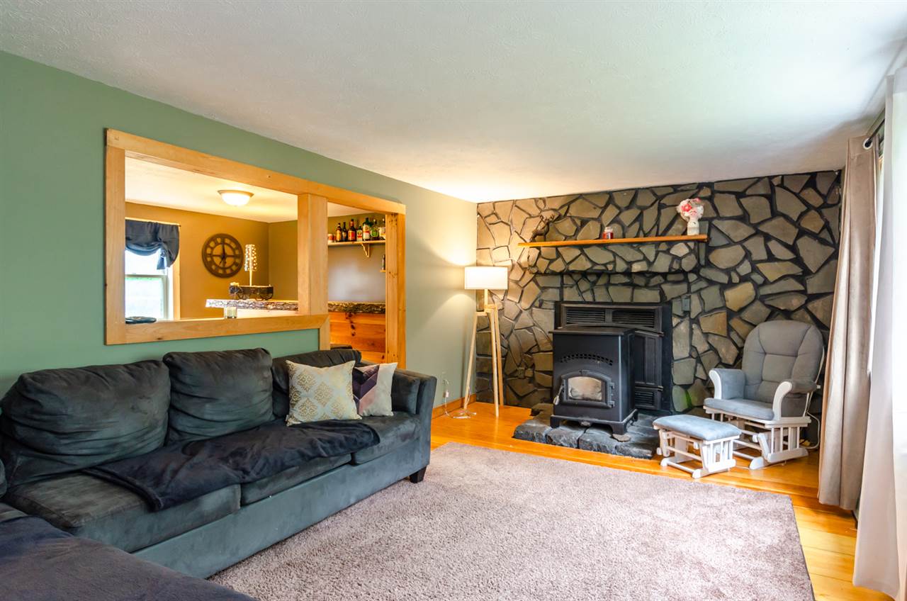 4 Deerhaven Road Weare, NH 03281 - Photo 4 of 35