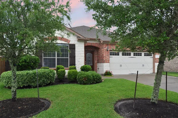$1,950 | 20179 Royal Orchard Drive, Porter, TX 77365