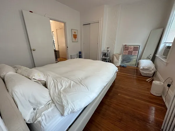 $2,300 | 62 Phillips Street, Unit 1, Boston, MA 02114