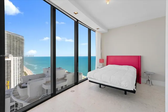 $4,990,000 | 18555 Collins Avenue, Unit 3405, Sunny Isles Beach, FL 33160