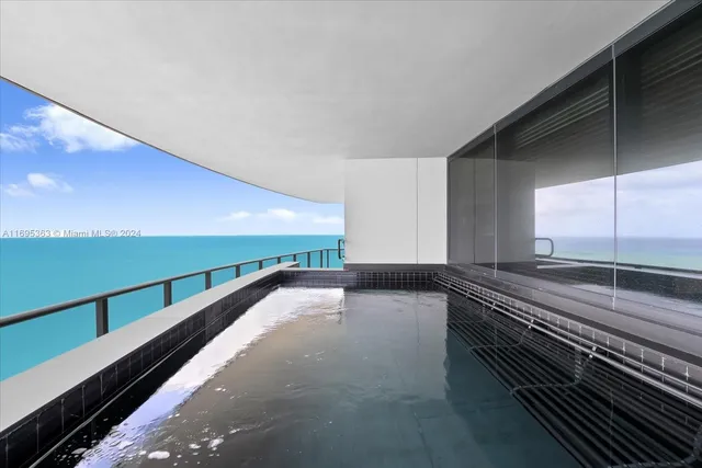 $4,990,000 | 18555 Collins Avenue, Unit 3405, Sunny Isles Beach, FL 33160