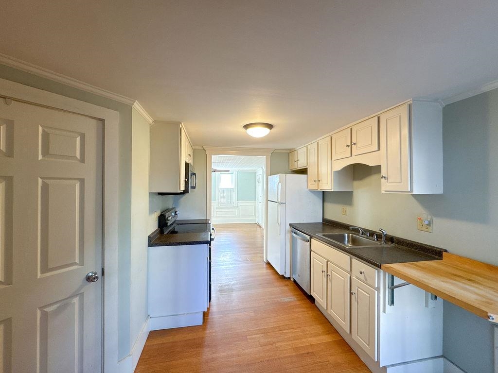 41 Front Street, Unit 3 Exeter, NH 03833 - Photo 12 of 31
