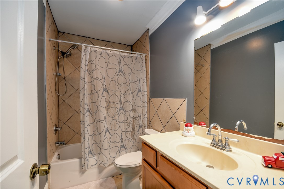 4903 Castlewood Road Richmond, VA 23234 - Photo 21 of 31
