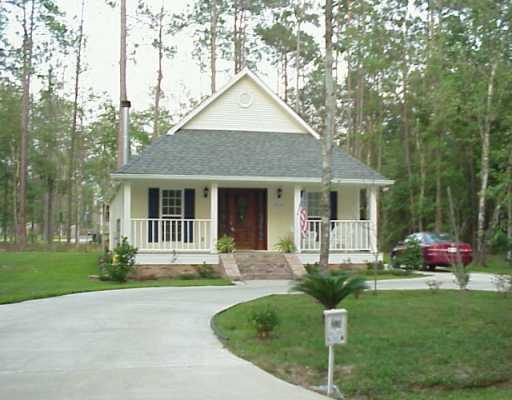 71130 Sanders Street Abita Springs, LA 70420 - Photo 1 of 5
