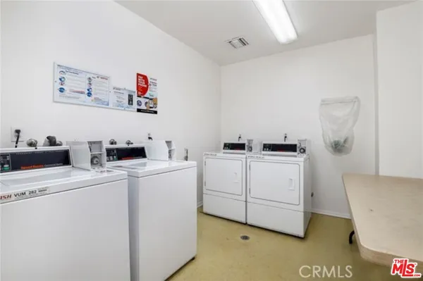 $340,000 | 6815 Remmet Avenue, Unit 310, Canoga Park, CA 91303