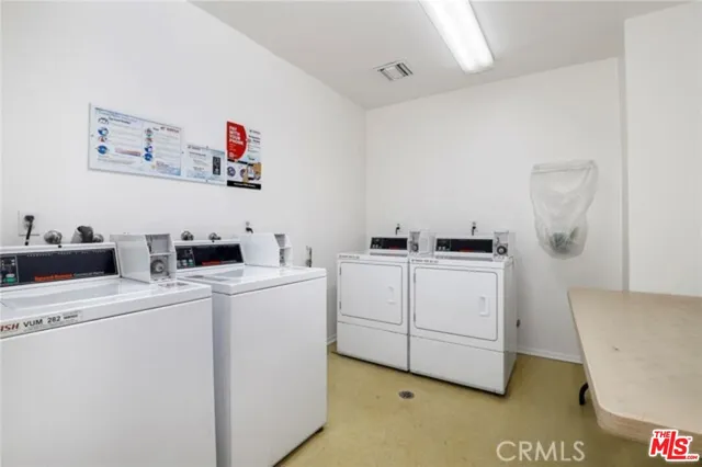 $345,000 | 6815 Remmet Avenue, Unit 310, Canoga Park, CA 91303