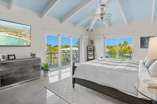 $12,900,000 | 186 Bayview Drive, Islamorada, FL 33036
