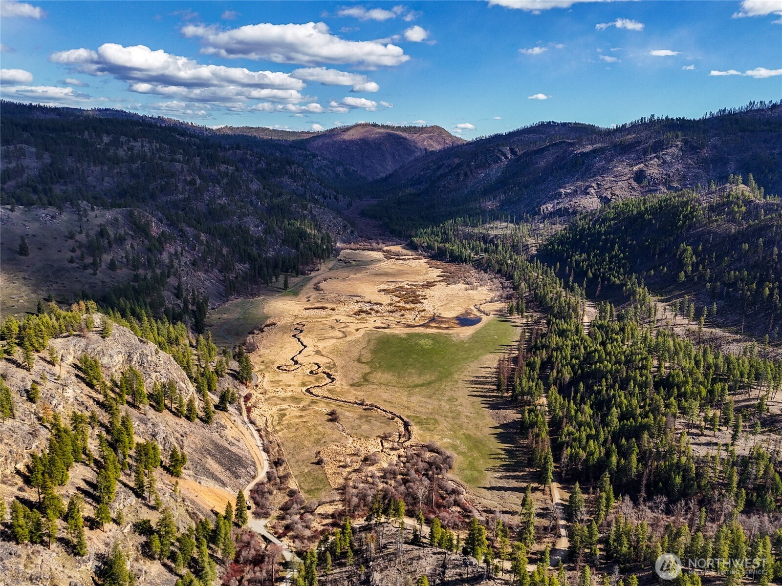 1721 Aeneas Valley Road Tonasket, WA 98855 - Photo 12 of 40