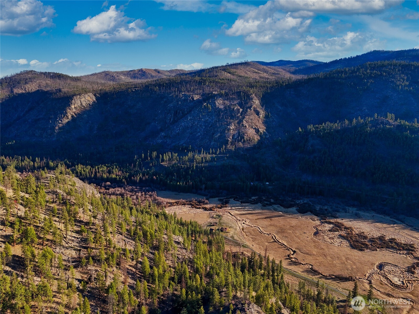 1721 Aeneas Valley Road Tonasket, WA 98855 - Photo 16 of 40
