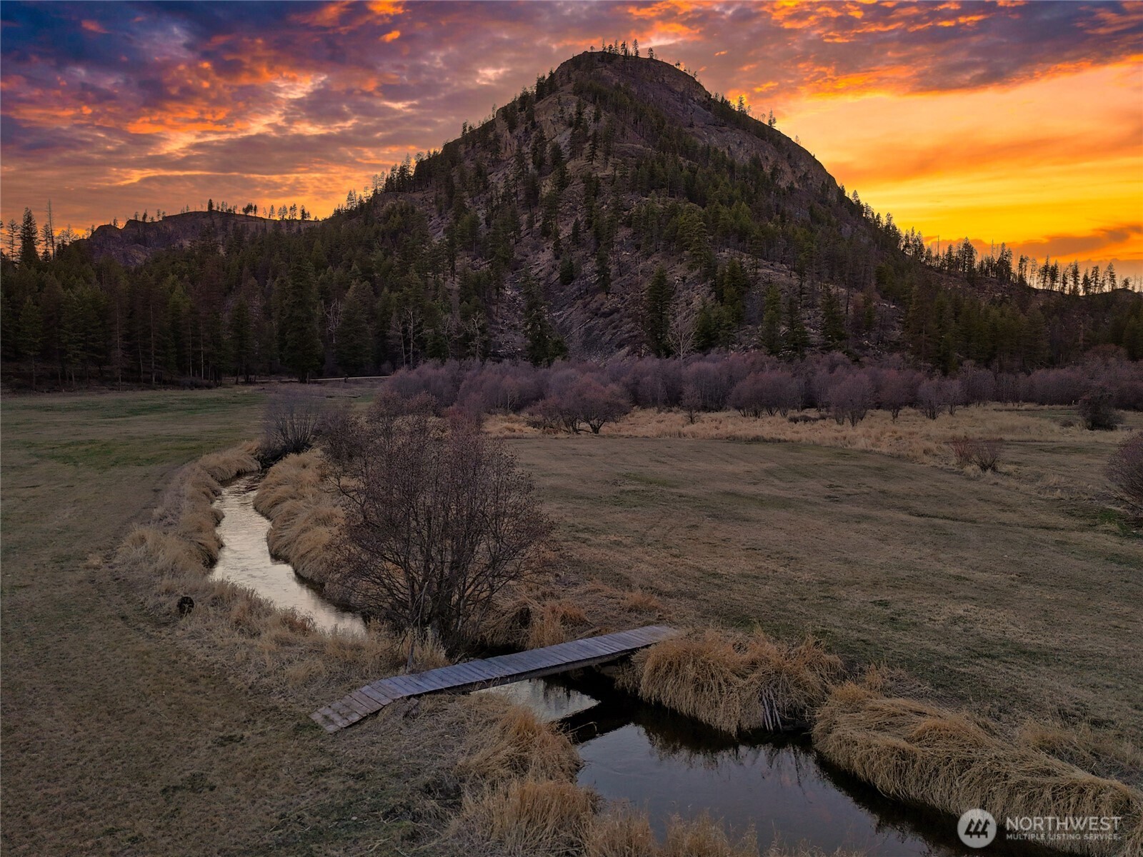 1721 Aeneas Valley Road Tonasket, WA 98855 - Photo 2 of 40