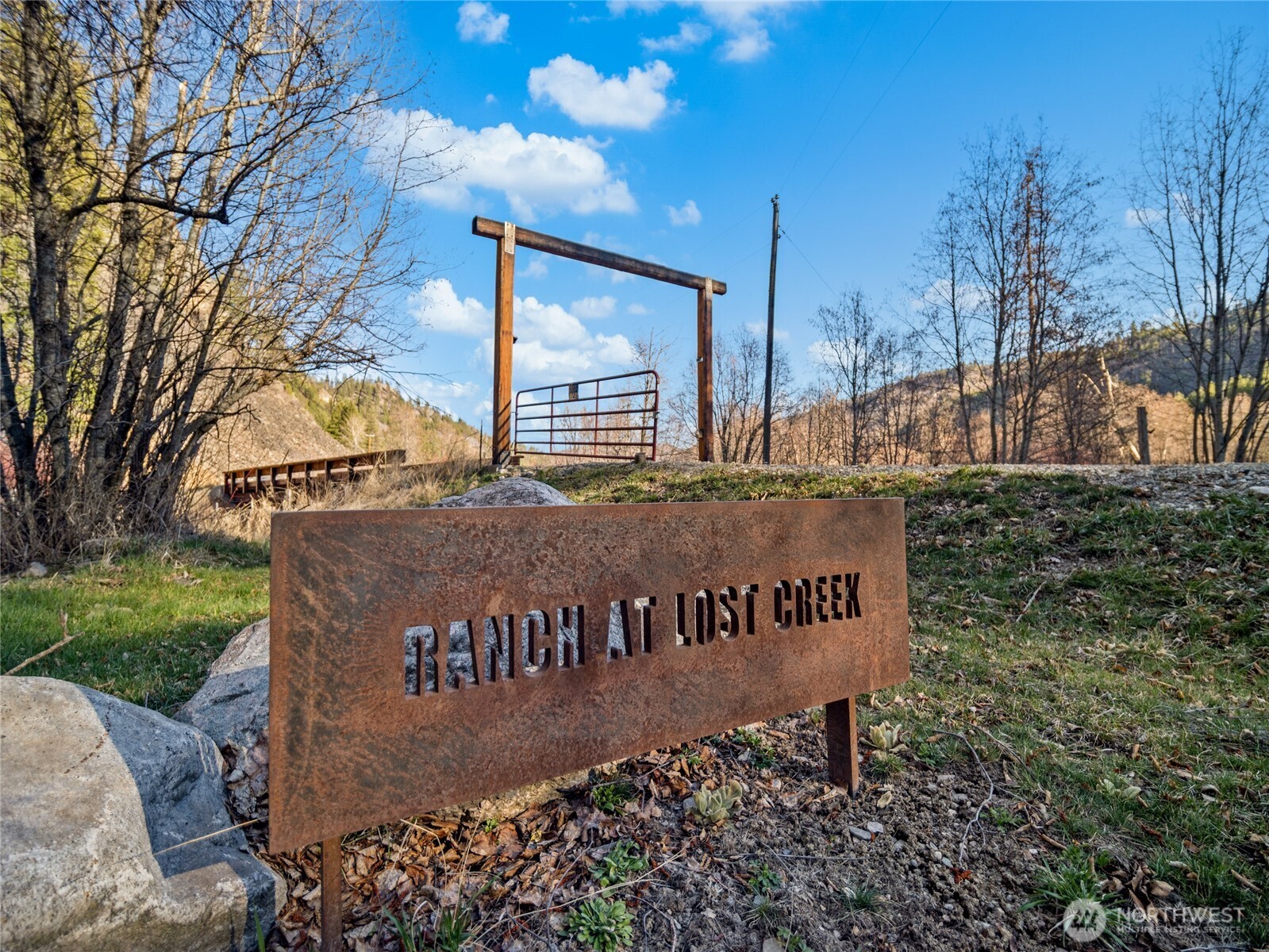 1721 Aeneas Valley Road Tonasket, WA 98855 - Photo 27 of 40
