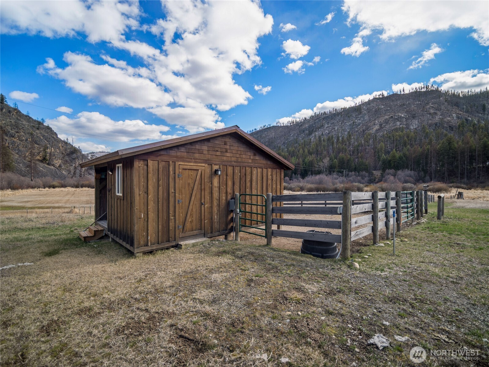 1721 Aeneas Valley Road Tonasket, WA 98855 - Photo 38 of 40