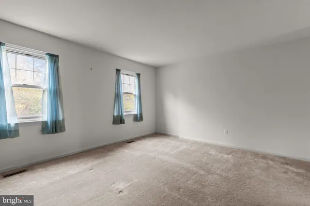 $350,000 | 18 Yorktown Court, Blue Bell, PA 19422