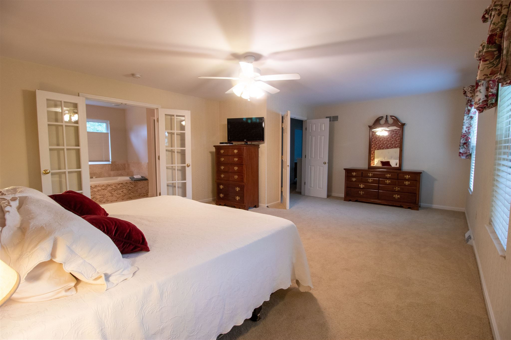 1302 Cayton Road Florence, KY 41042 - Photo 17 of 35 Gallery Image 17