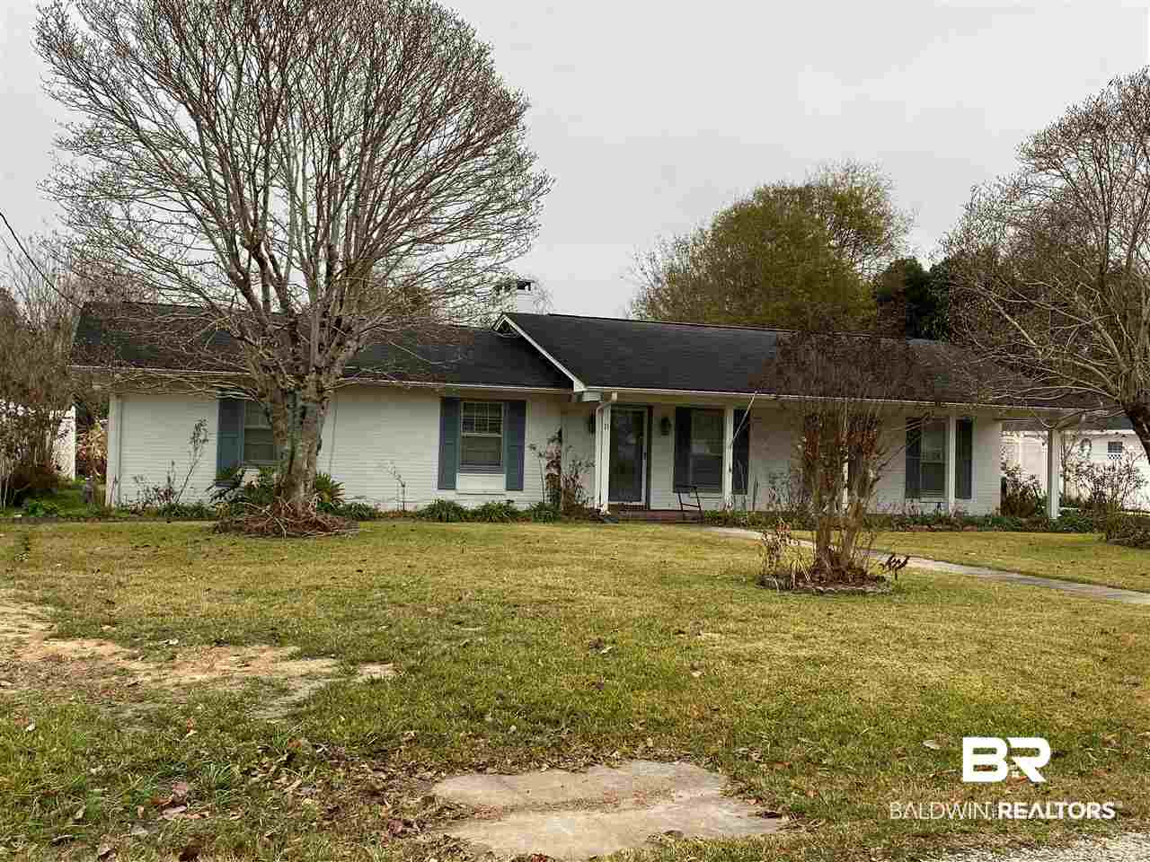 11 Rollins Place Atmore, AL 36502 - Photo 2 of 23