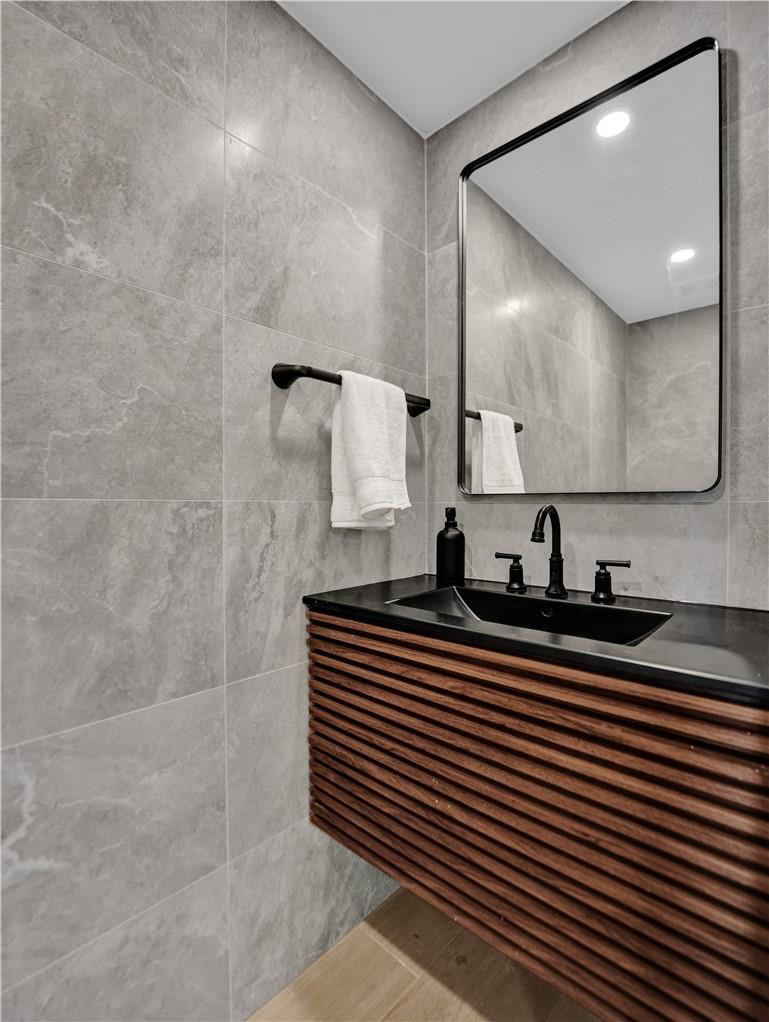 876 Jeffery Street Boca Raton, FL 33487 - Photo 13 of 52 Photo 13