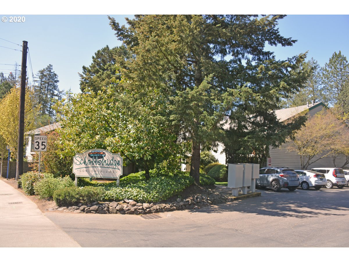 6745 Southwest Scholls Ferry Road, Unit 31 Beaverton, OR 97008 - Photo 2 of 32