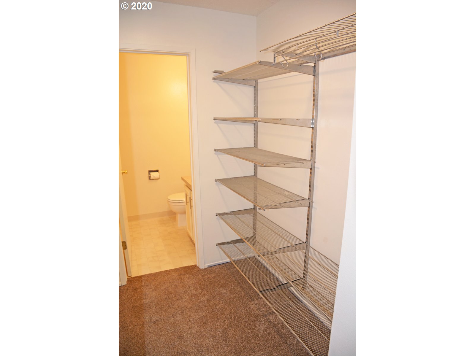 6745 Southwest Scholls Ferry Road, Unit 31 Beaverton, OR 97008 - Photo 17 of 32