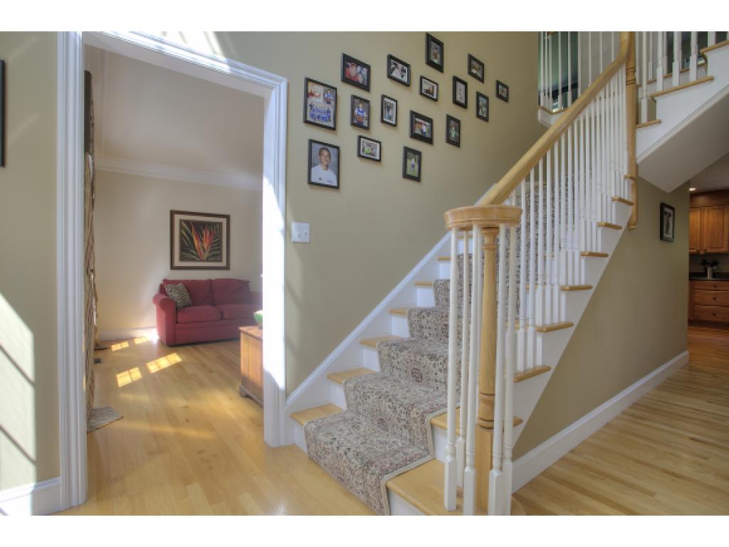 23 Wiggin Road Bedford, NH 03110 - Photo 16 of 34