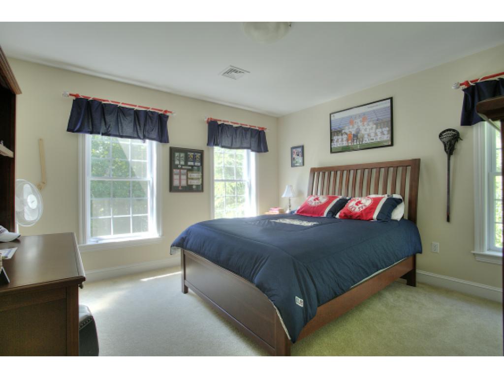 23 Wiggin Road Bedford, NH 03110 - Photo 25 of 34