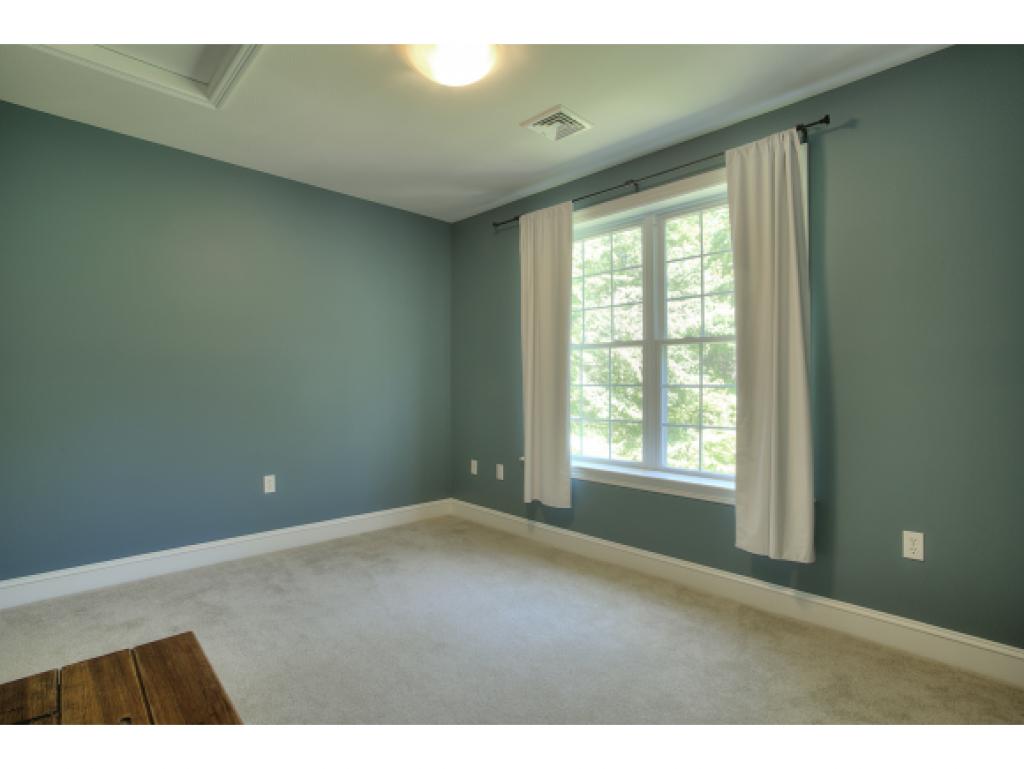23 Wiggin Road Bedford, NH 03110 - Photo 27 of 34