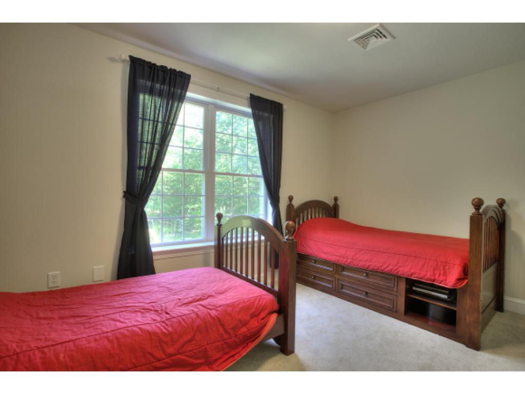 23 Wiggin Road Bedford, NH 03110 - Photo 29 of 34