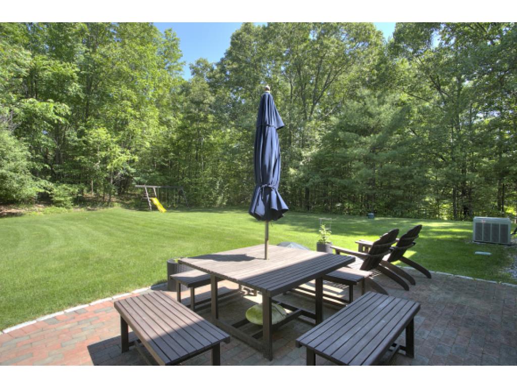 23 Wiggin Road Bedford, NH 03110 - Photo 32 of 34