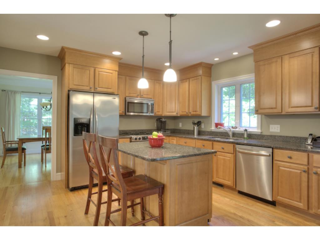 23 Wiggin Road Bedford, NH 03110 - Photo 5 of 34