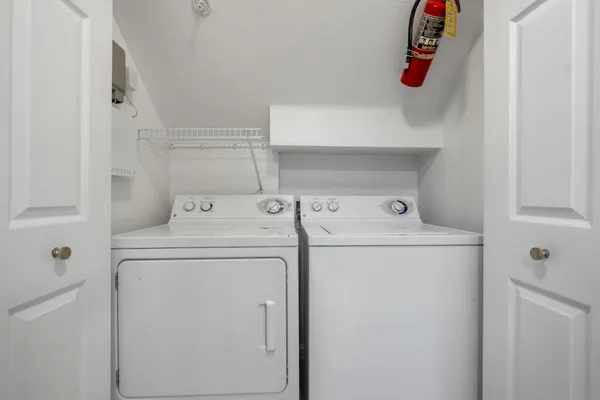 $190,000 | 2801 Chancellorsville Drive, Unit 333 & 3B, Tallahassee, FL 32312