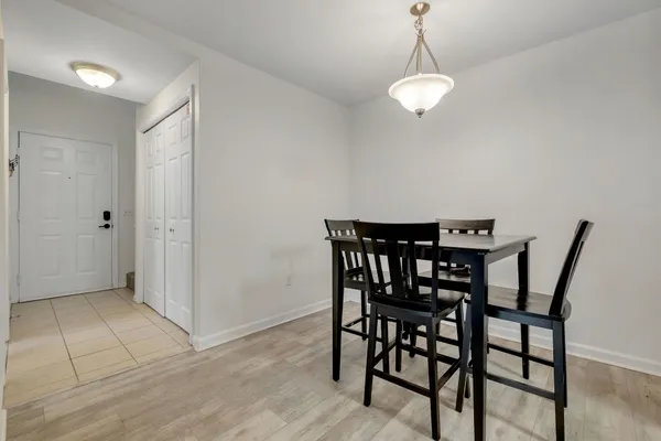 $190,000 | 2801 Chancellorsville Drive, Unit 333 & 3B, Tallahassee, FL 32312