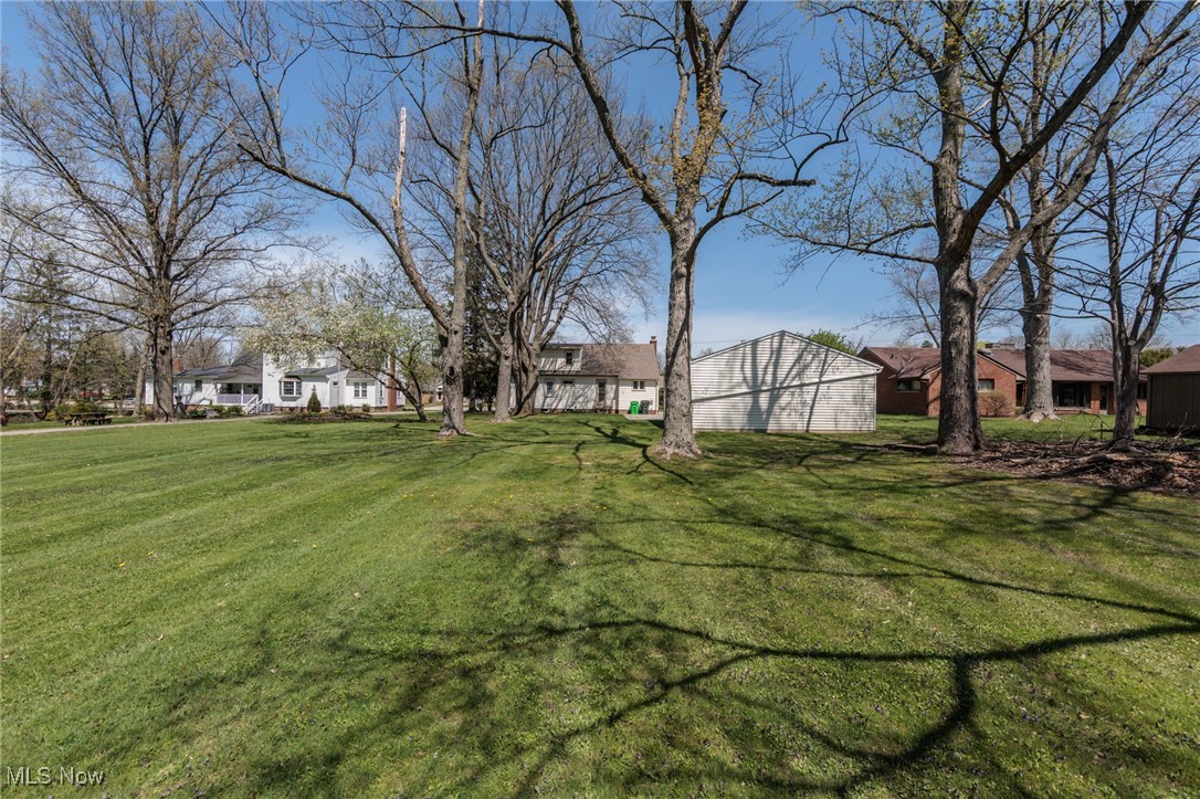 5500 Wilson Mills Road Cleveland, OH 44143 - Photo 19 of 19 View of yard with a residential view