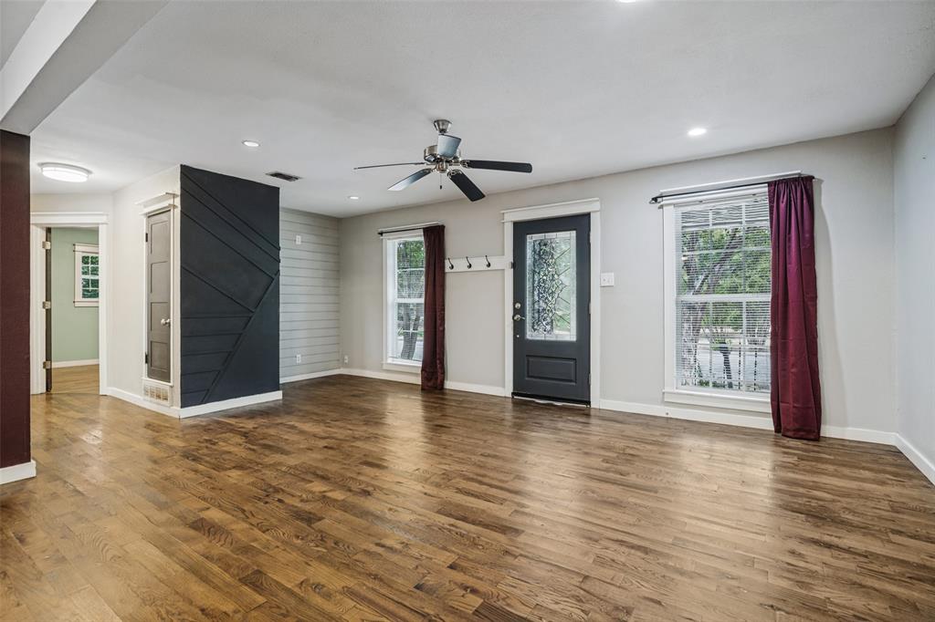 406 North Alamo Road Rockwall, TX 75087 - Photo 4 of 12 Gallery Image 4