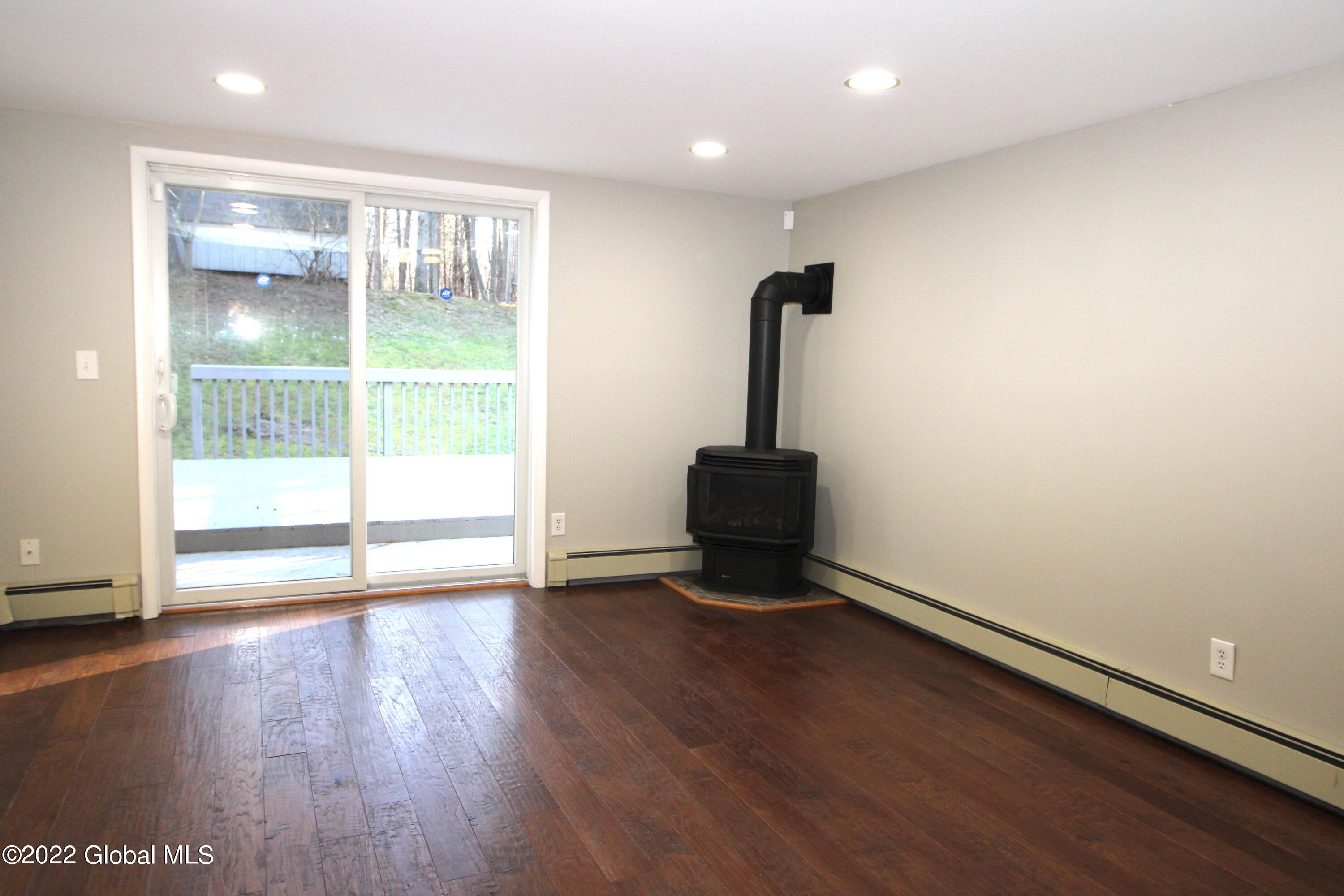 262 Thimbleberry Road Malta, NY 12020 - Photo 11 of 35 IMG_1324