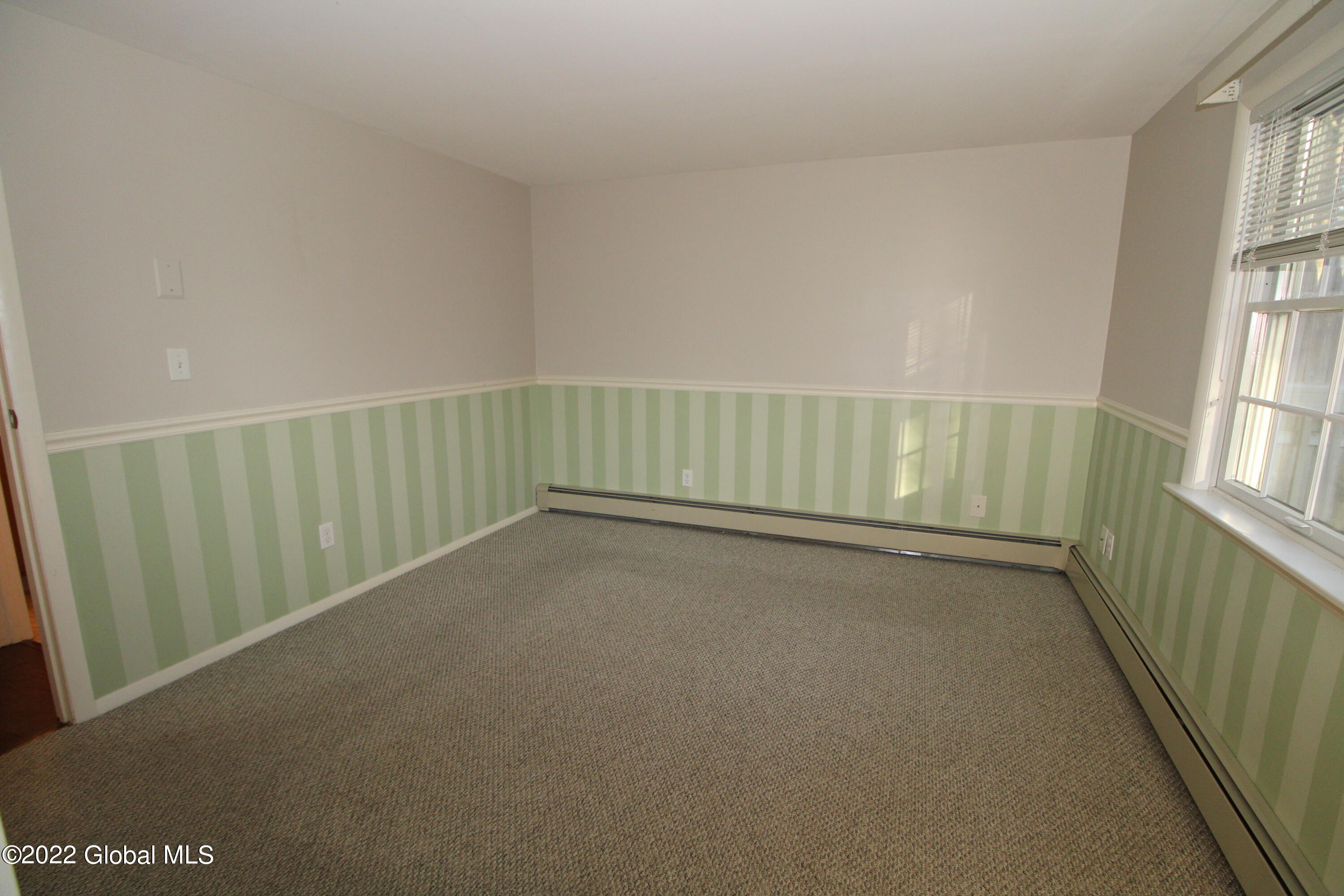 262 Thimbleberry Road Malta, NY 12020 - Photo 12 of 35 IMG_1337