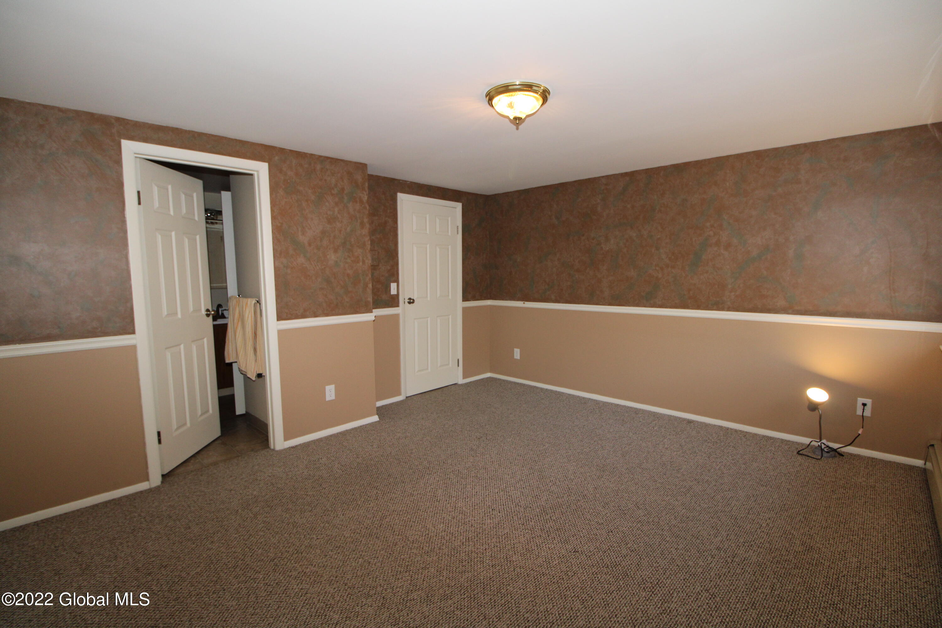 262 Thimbleberry Road Malta, NY 12020 - Photo 17 of 35 IMG_1355