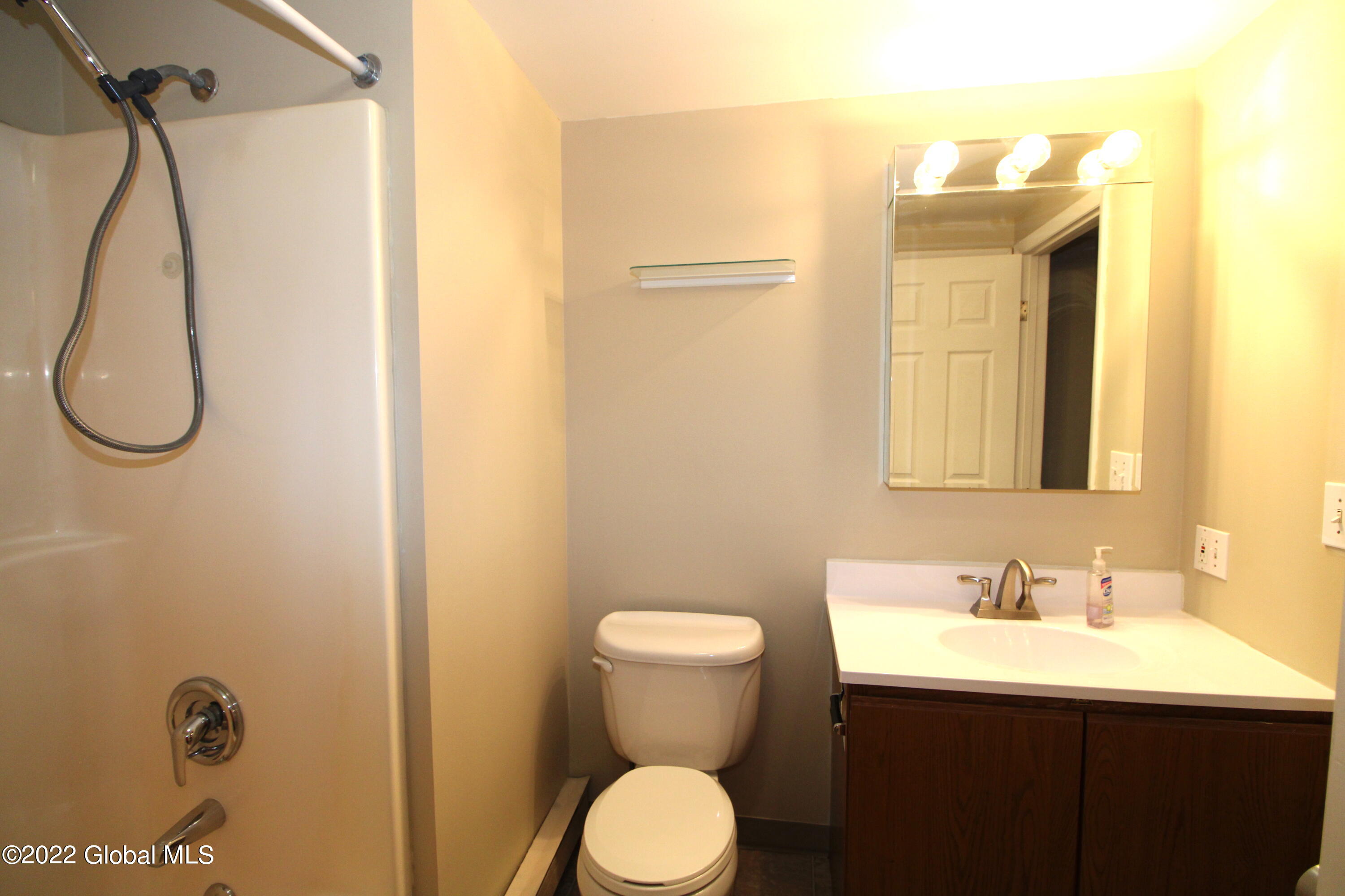 262 Thimbleberry Road Malta, NY 12020 - Photo 21 of 35 IMG_1374