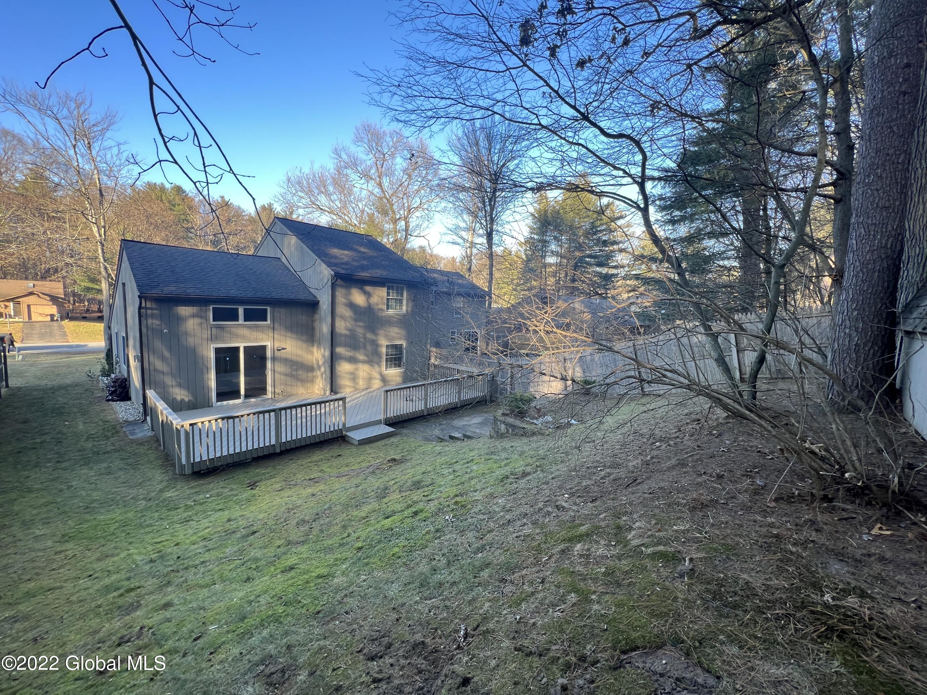 262 Thimbleberry Road Malta, NY 12020 - Photo 4 of 35 IMG_8591