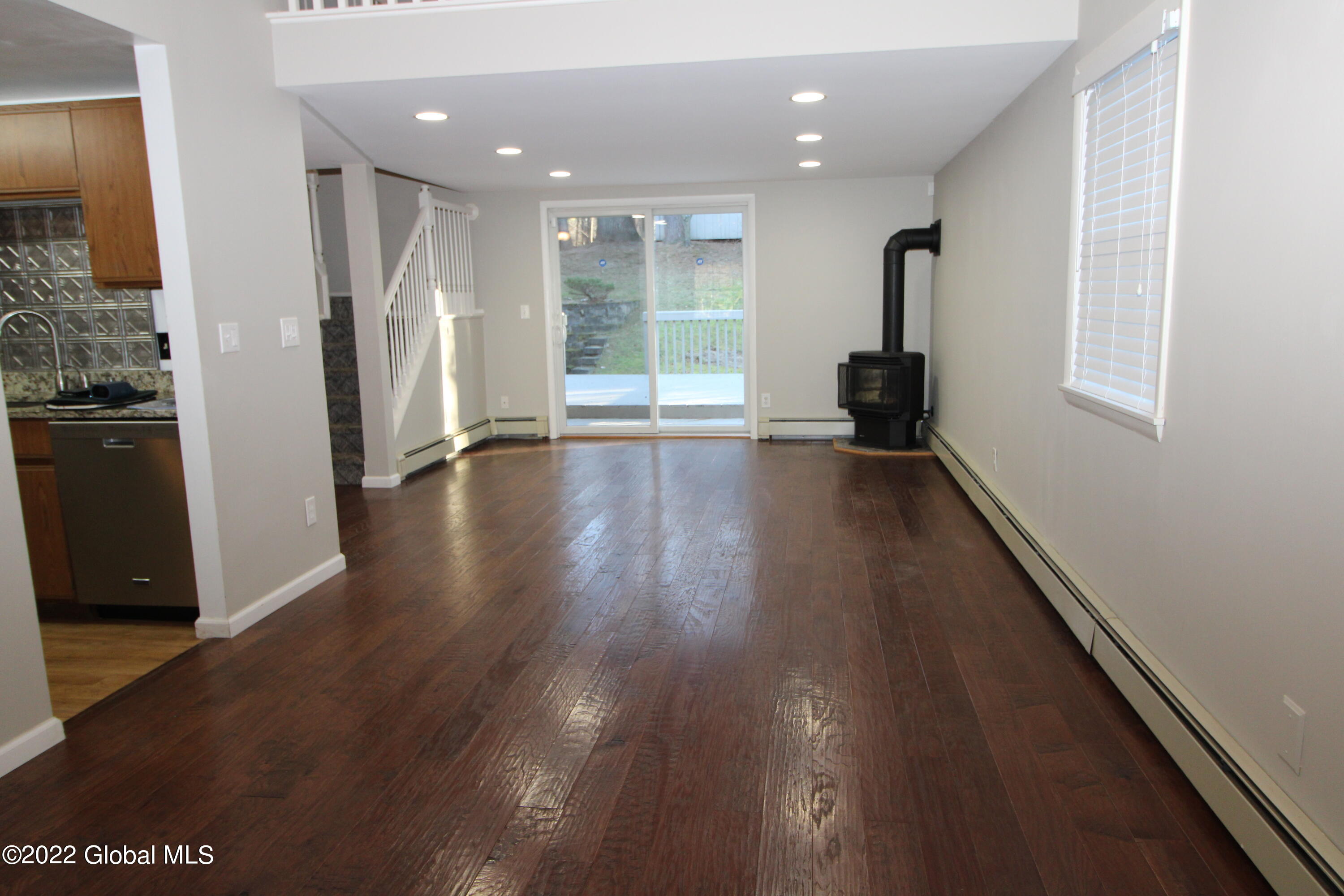 262 Thimbleberry Road Malta, NY 12020 - Photo 10 of 35 IMG_1323