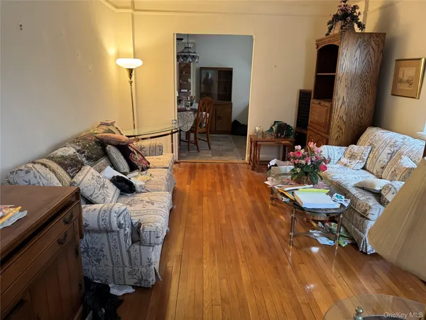 $999,999 | 1266 Mace Avenue | Pelham Gardens